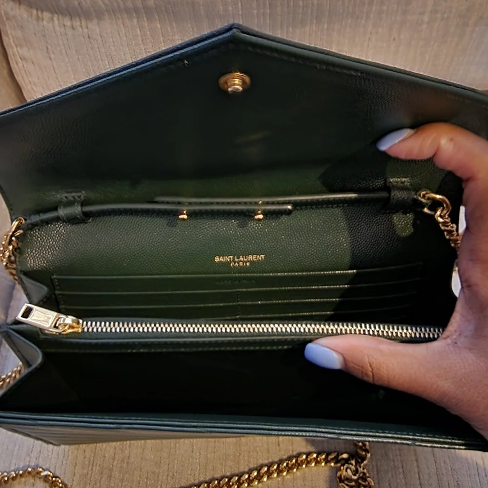 ‼️SOLD‼️YSL Cassandra Wallet on Chain - Picture 8 of 10